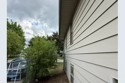 9812 W Darnel Ave, Milwaukee, WI 53224 - Photo 15