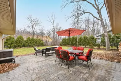 13060 W Brentwood Dr, New Berlin, WI 53151 - Photo 13