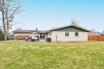 13060 W Brentwood Dr, New Berlin, WI 53151 - Photo 15