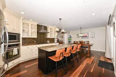 13060 W Brentwood Dr, New Berlin, WI 53151 - Photo 3