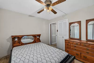 5649 N 78th St, Milwaukee, WI 53218 - Photo 7