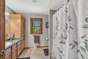 952 Arlon Ct, Belgium, WI 53004 - Photo 23