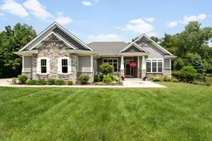 18600 Walden Dr, Racine, WI 53126 - Photo 3