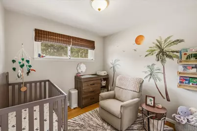 8013 W Waterford Ave, Milwaukee, WI 53220 - Photo 13