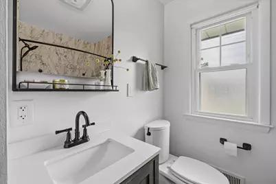 8013 W Waterford Ave, Milwaukee, WI 53220 - Photo 17