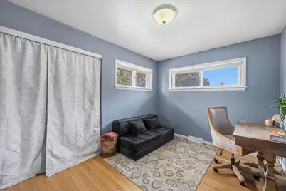 8013 W Waterford Ave, Milwaukee, WI 53220 - Photo 15