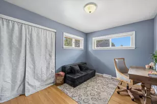8013 W Waterford Ave, Milwaukee, WI 53220 - Photo 15