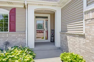 2408 Deer Crest Ct, Waukesha, WI 53188 - Photo 3