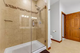 2408 Deer Crest Ct, Waukesha, WI 53188 - Photo 23