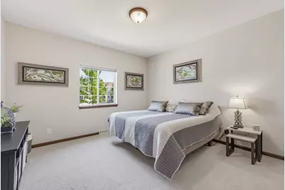 2408  Deercrest Ct, Waukesha, WI 53188 - Photo 21