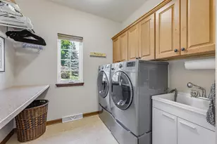 2408 Deer Crest Ct, Waukesha, WI 53188 - Photo 27