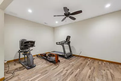 2408  Deercrest Ct, Waukesha, WI 53188 - Photo 37