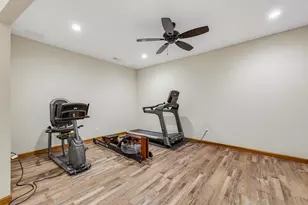 2408 Deer Crest Ct, Waukesha, WI 53188 - Photo 37