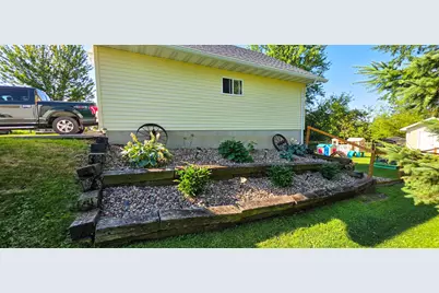 415  Coon Prairie Ave, Westby, WI 54667 - Photo 47