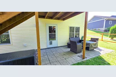 415  Coon Prairie Ave, Westby, WI 54667 - Photo 3