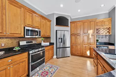W132N6509  West View Ct, Menomonee Falls, WI 53051 - Photo 13