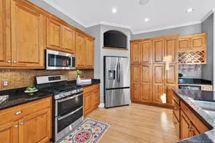 W132N6509 W View Ct, Menomonee Falls, WI 53051 - Photo 13