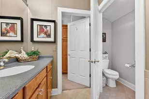 W132N6509 W View Ct, Menomonee Falls, WI 53051 - Photo 27