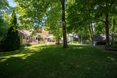 9380 S 15th Ave, Oak Creek, WI 53154 - Photo 23