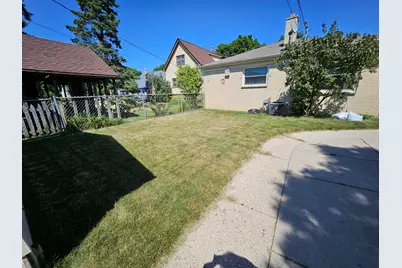 3255 S Austin St, Milwaukee, WI 53207 - Photo 5
