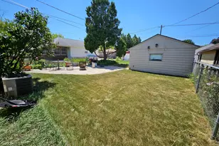 3255 S Austin St, Milwaukee, WI 53207 - Photo 33