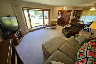 3255 S Austin St, Milwaukee, WI 53207 - Photo 7
