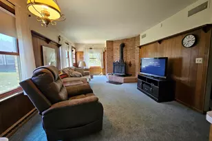 3255 S Austin St, Milwaukee, WI 53207 - Photo 13