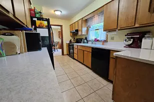 3255 S Austin St, Milwaukee, WI 53207 - Photo 19