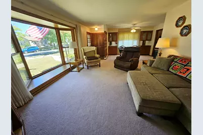 3255 S Austin St, Milwaukee, WI 53207 - Photo 11