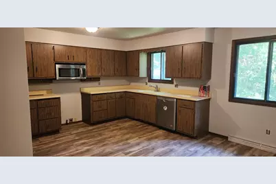 296  Connie Dr #294, Newburg, WI 53090 - Photo 7
