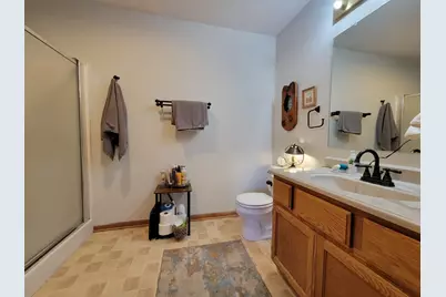 519  Betzer Rd #B, Delavan, WI 53115 - Photo 9
