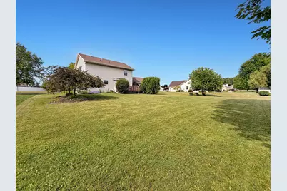 395  Sandstone Ter, Kiel, WI 53042 - Photo 3