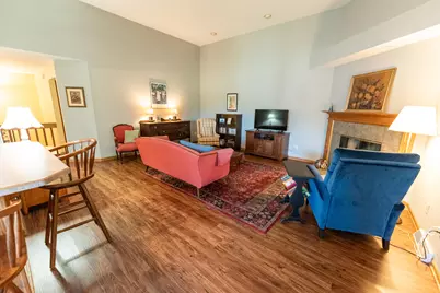 W173N7930  Bluejay Ct, Menomonee Falls, WI 53051 - Photo 5