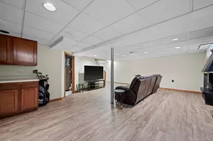 4201 N 89th St, Milwaukee, WI 53222 - Photo 25