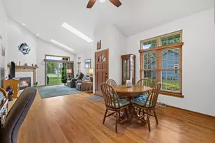 W232N3080 Emerald Ln, Pewaukee, WI 53072 - Photo 11