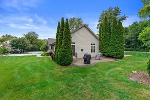 W232N3080 Emerald Ln, Pewaukee, WI 53072 - Photo 41