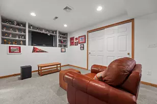 W232N3080 Emerald Ln, Pewaukee, WI 53072 - Photo 33