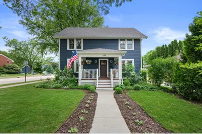 102  Woodland Ln, Oconomowoc, WI 53066 - Photo 1