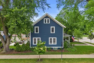 102 Woodland Ln, Oconomowoc, WI 53066 - Photo 3