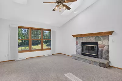 4003 N 52nd St, Sheboygan, WI 53083 - Photo 9