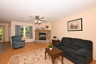 W255S8755 Hilo Dr, Vernon, WI 53149 - Photo 9