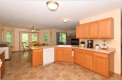 W255S8755  Hi Lo Dr, Vernon, WI 53149 - Photo 15