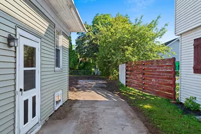 1718  28th St, Two Rivers, WI 54241 - Photo 37