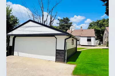 5821 W Keefe Ave, Milwaukee, WI 53216 - Photo 23