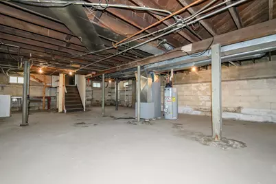 1971 S 81st St, West Allis, WI 53219 - Photo 35