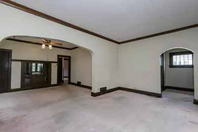1971 S 81st St, West Allis, WI 53219 - Photo 9