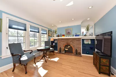 3567 N Murray Ave, Shorewood, WI 53211 - Photo 3