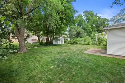 1128  Lindbergh Ave, Waukesha, WI 53188 - Photo 29