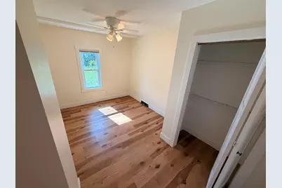1633  Avon St, La Crosse, WI 54603 - Photo 9