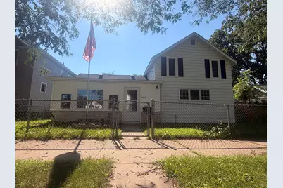 1633  Avon St, La Crosse, WI 54603 - Photo 1